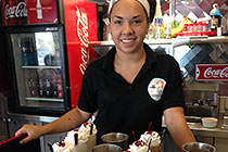 Donna´s Diner Hannah, Milkshake Artist